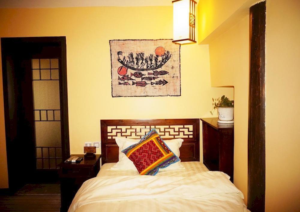 Lijiang Wangjia Courtyard Inn Екстериор снимка